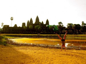 cartwheel in front of angkor wat