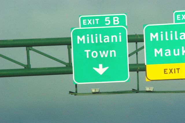 mililani town sign