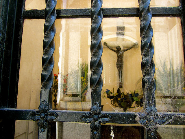 recoleta cemetary, buenos aires, argentina